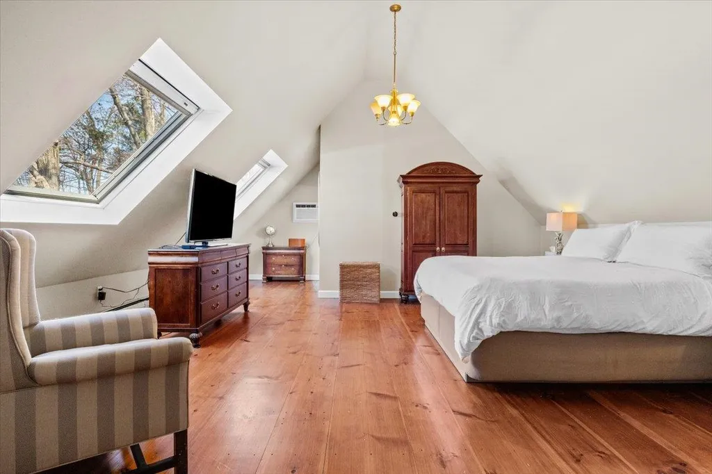 137 Barbara Terrace Colchester VT 05446