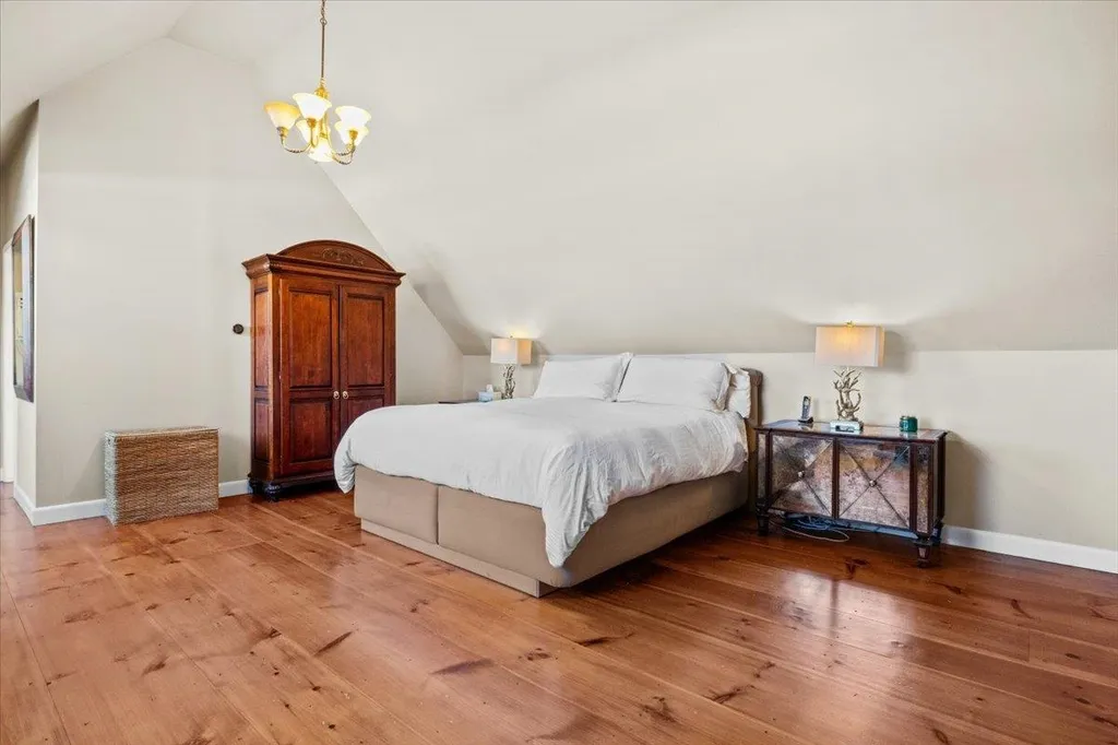 137 Barbara Terrace Colchester VT 05446