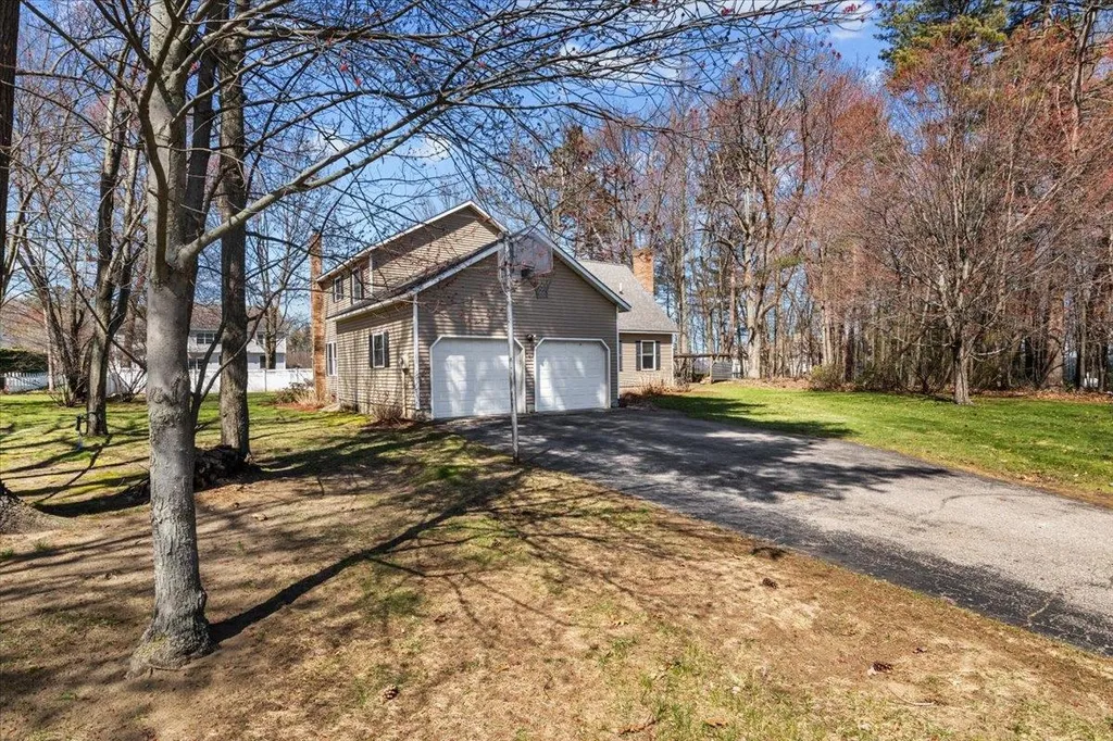 137 Barbara Terrace Colchester VT 05446