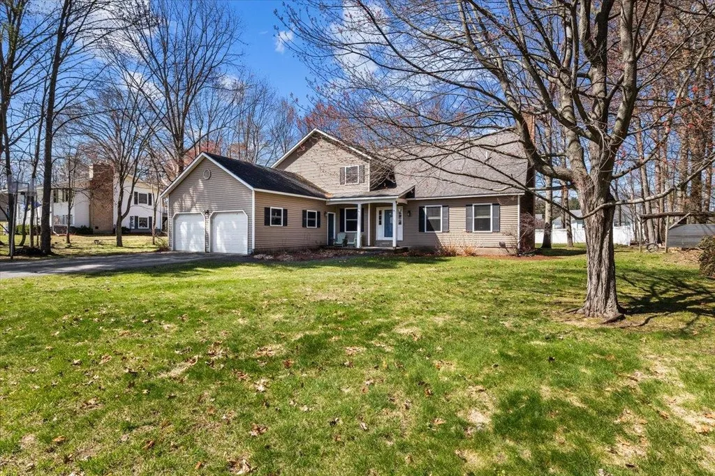 137 Barbara Terrace Colchester VT 05446