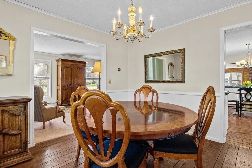 137 Barbara Terrace Colchester VT 05446