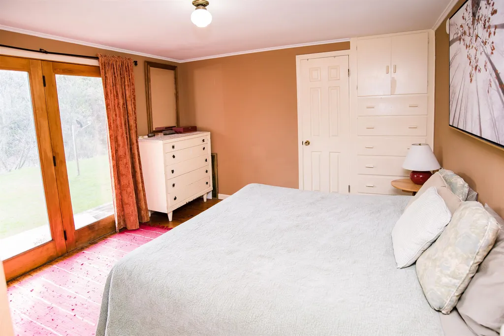 265 Thomas Road Shelburne VT 05482