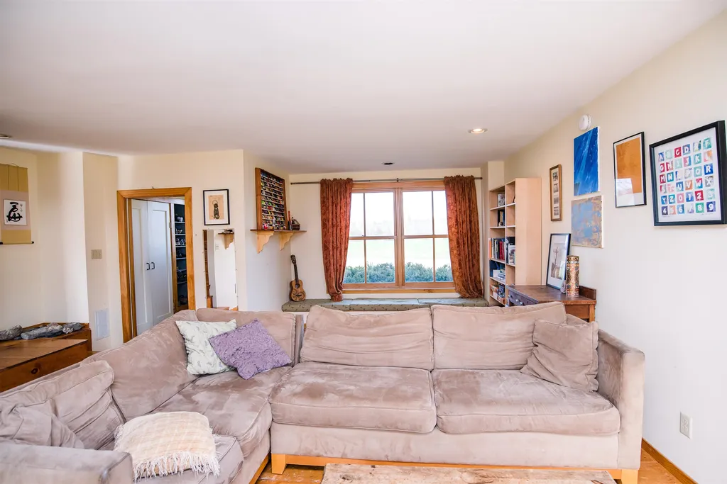 265 Thomas Road Shelburne VT 05482