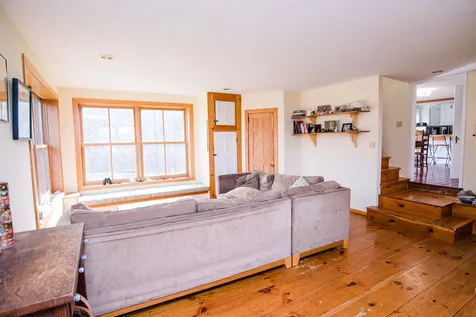 265 Thomas Road Shelburne VT 05482