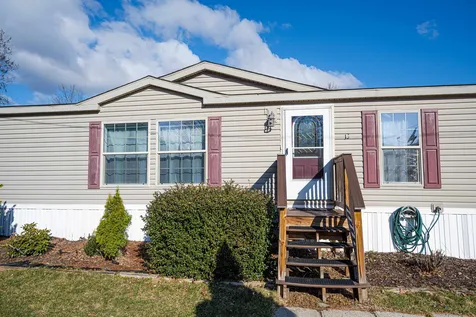 16 Lane Drive Allenstown NH 03275