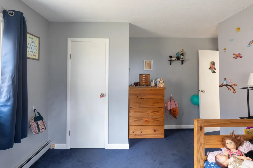 10 Greenbriar Drive Essex Junction VT 05452