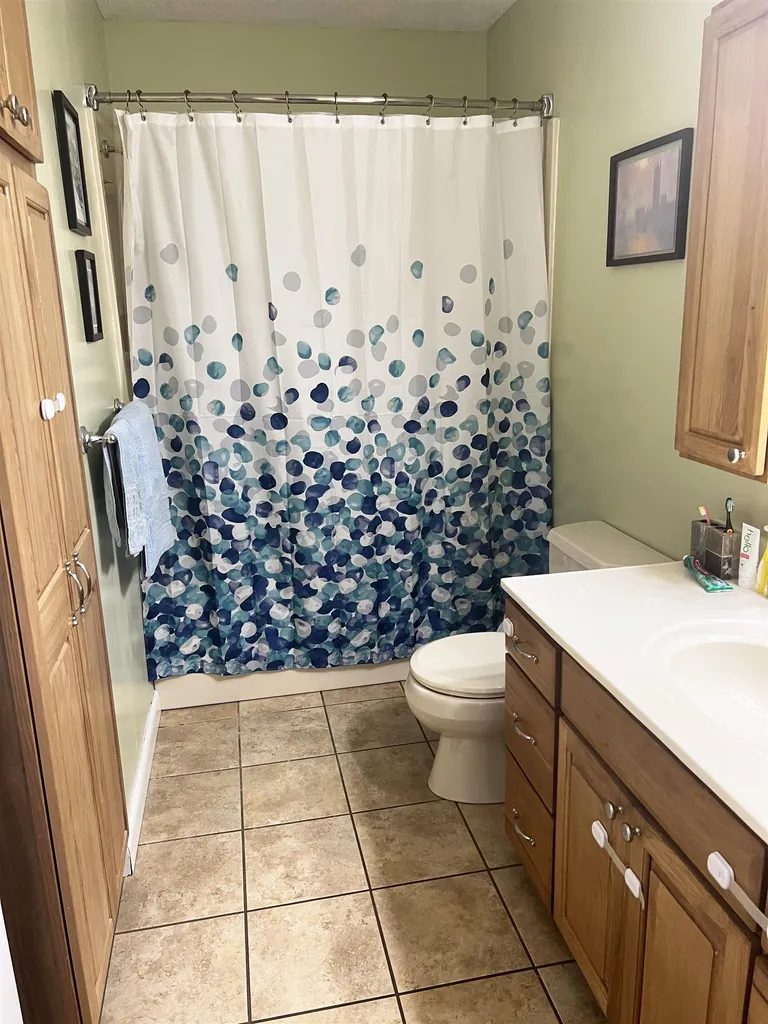 10 Greenbriar Drive Essex Junction VT 05452