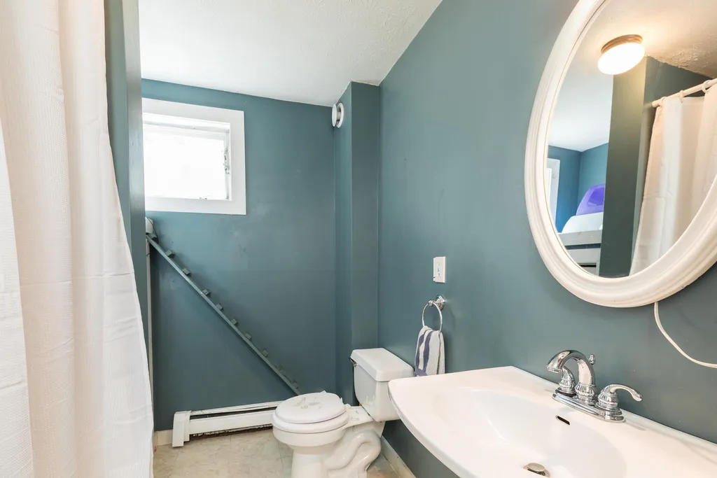 24 Tamarack Road Lee NH 03861