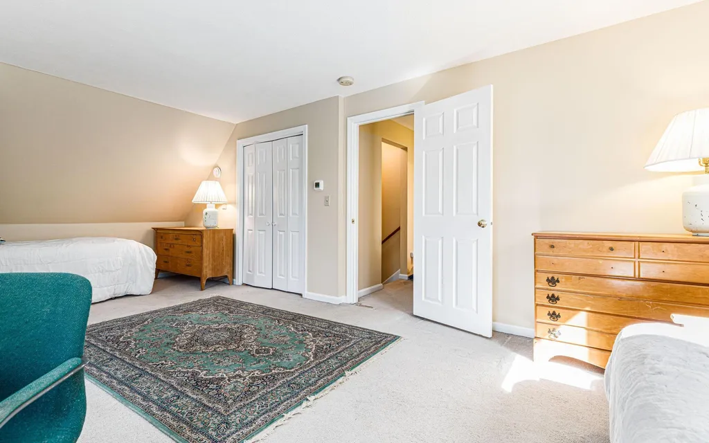 24 Tamarack Road Lee NH 03861