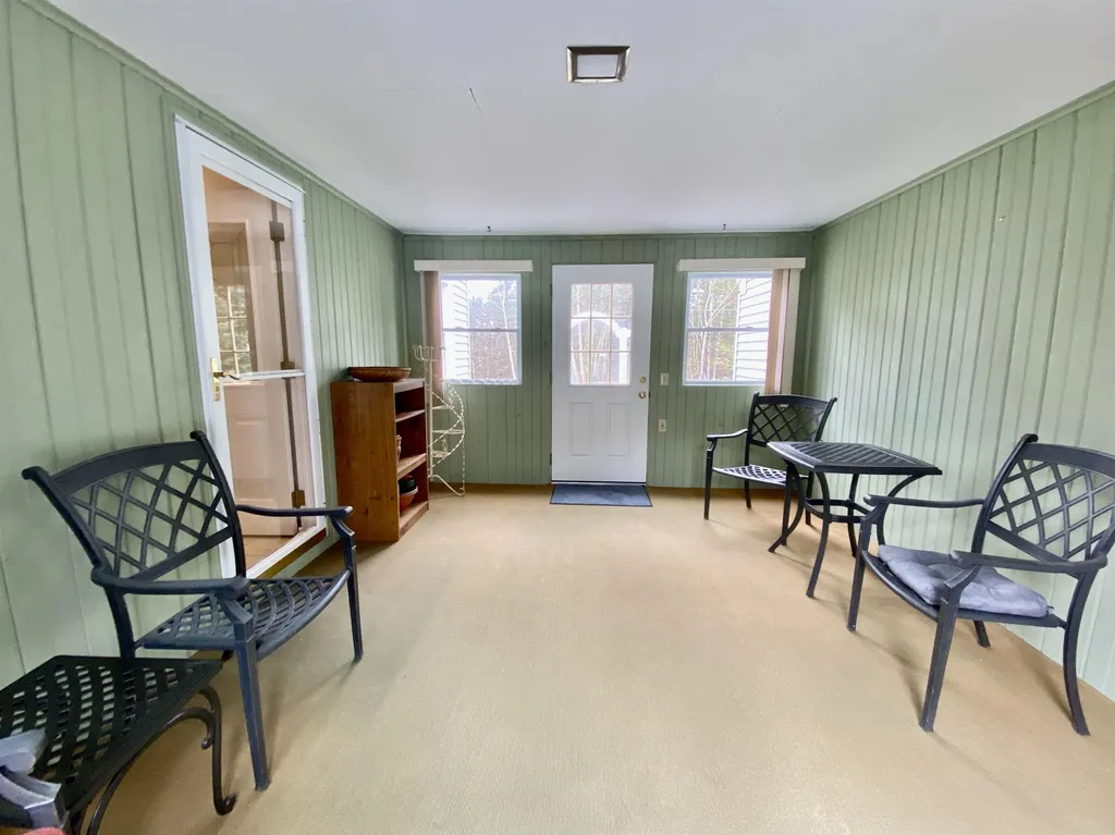 47 Park Place Milton NH 03851
