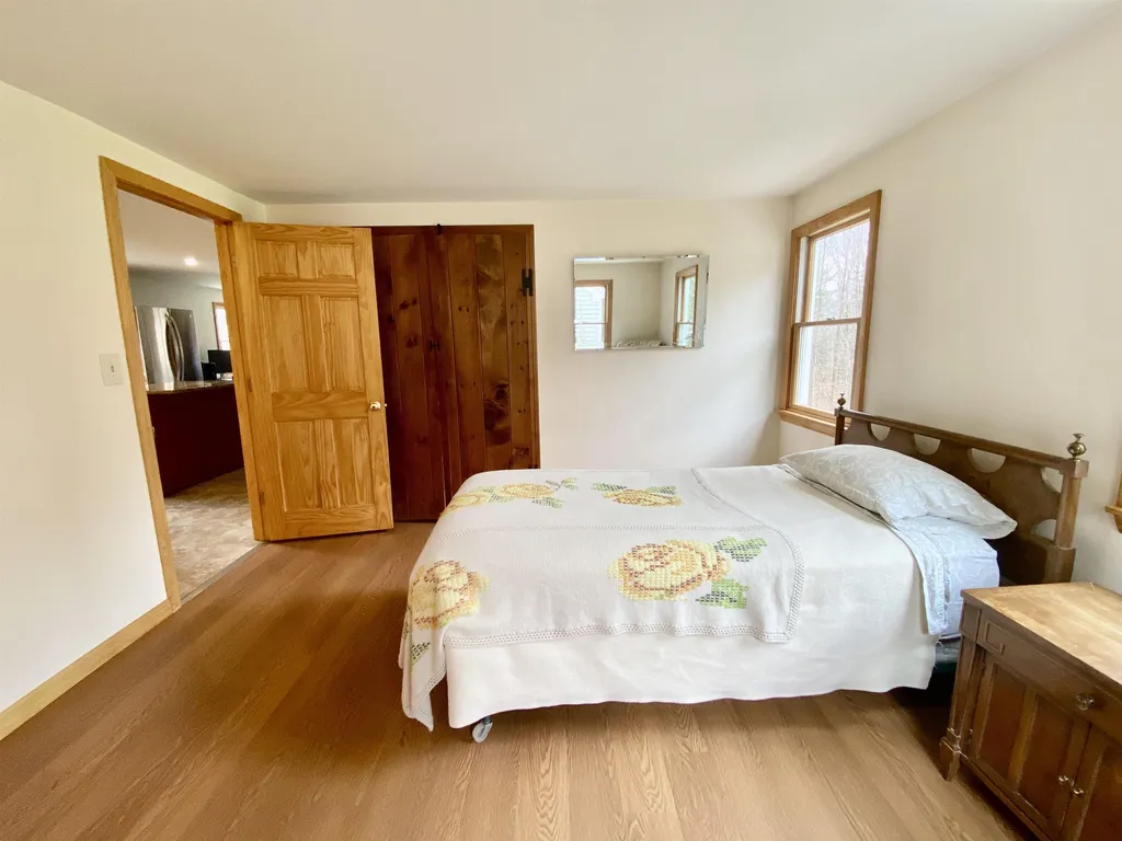 47 Park Place Milton NH 03851