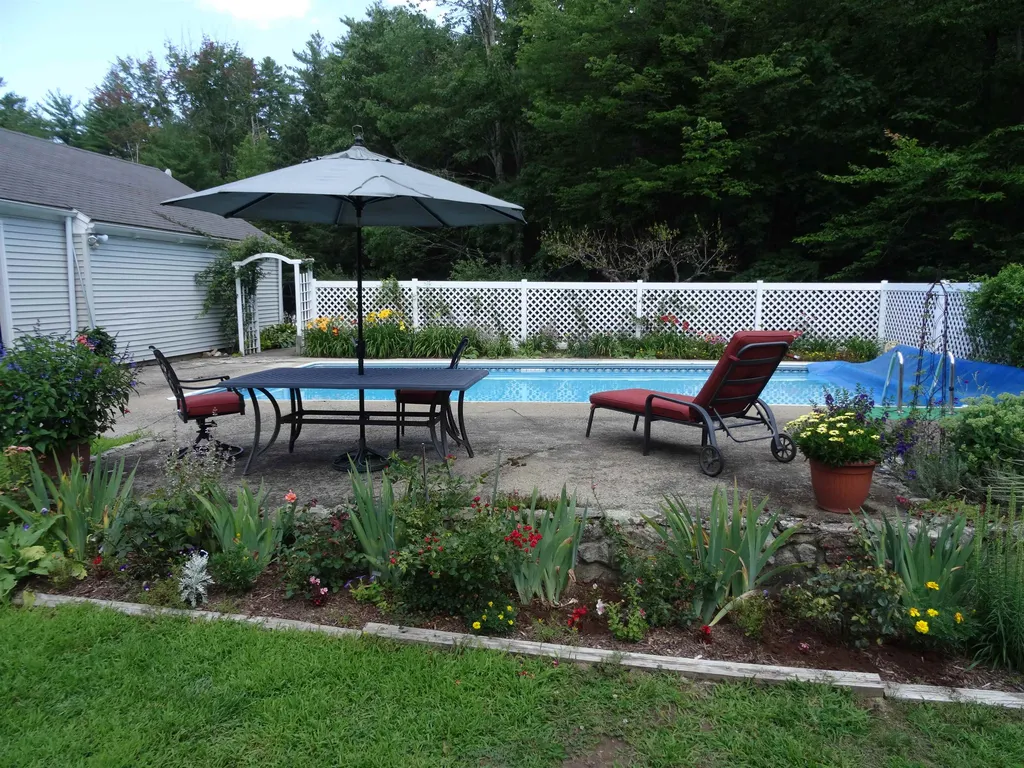 47 Park Place Milton NH 03851