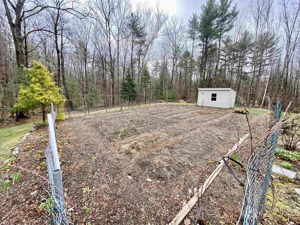 47 Park Place Milton NH 03851