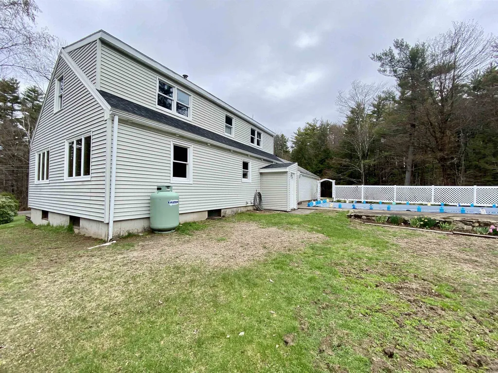 47 Park Place Milton NH 03851
