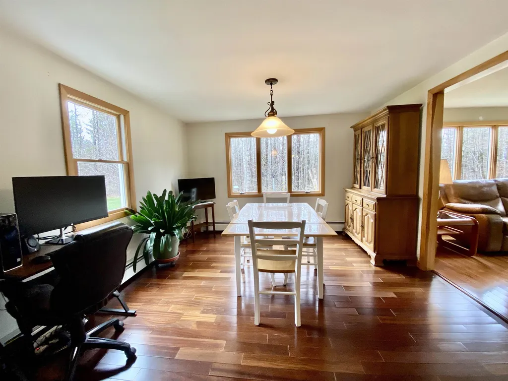 47 Park Place Milton NH 03851