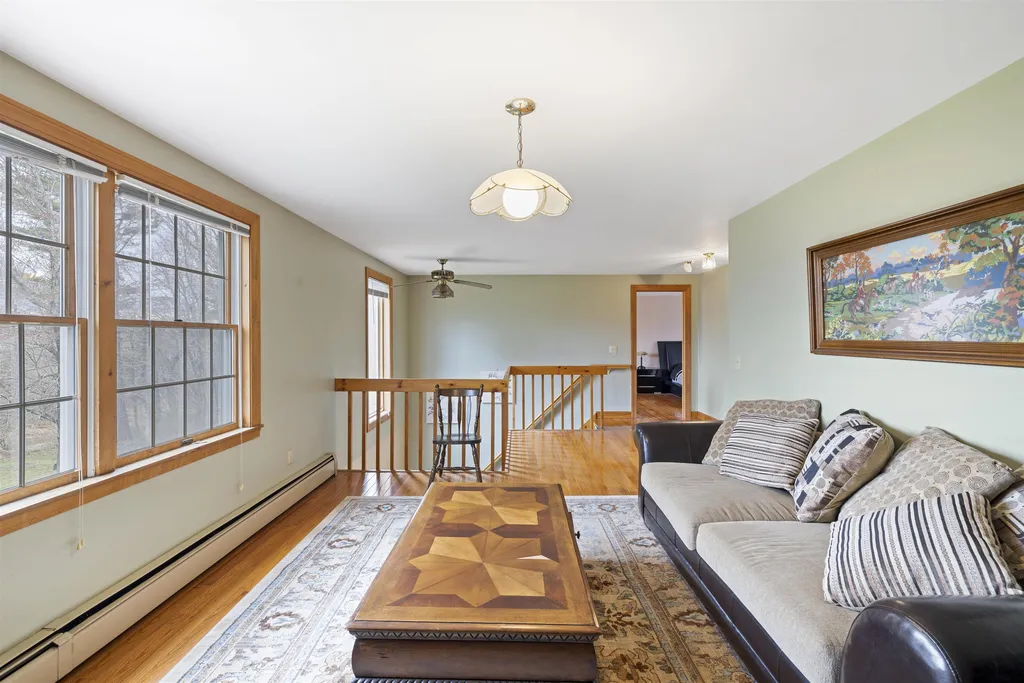 191 Pleasant Street New London NH 03257