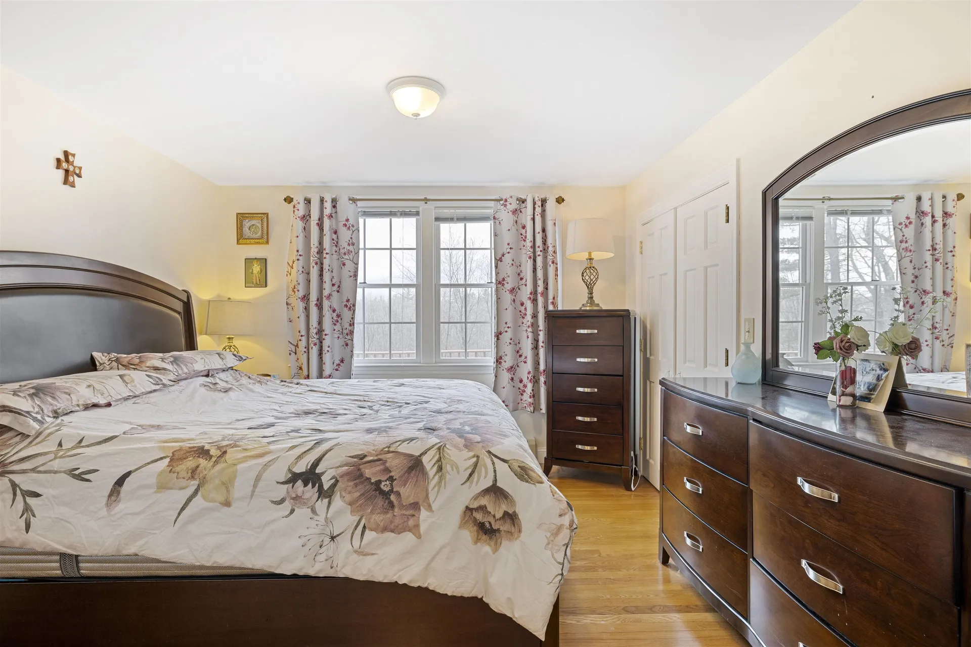 191 Pleasant Street New London NH 03257