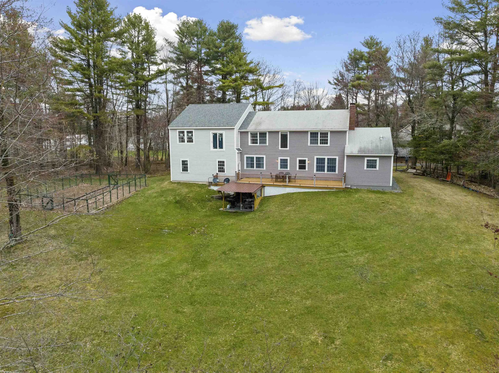 191 Pleasant Street New London NH 03257