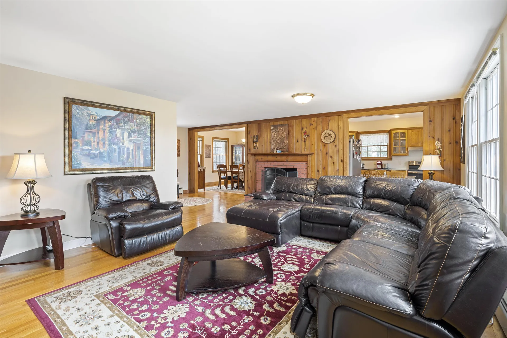 191 Pleasant Street New London NH 03257