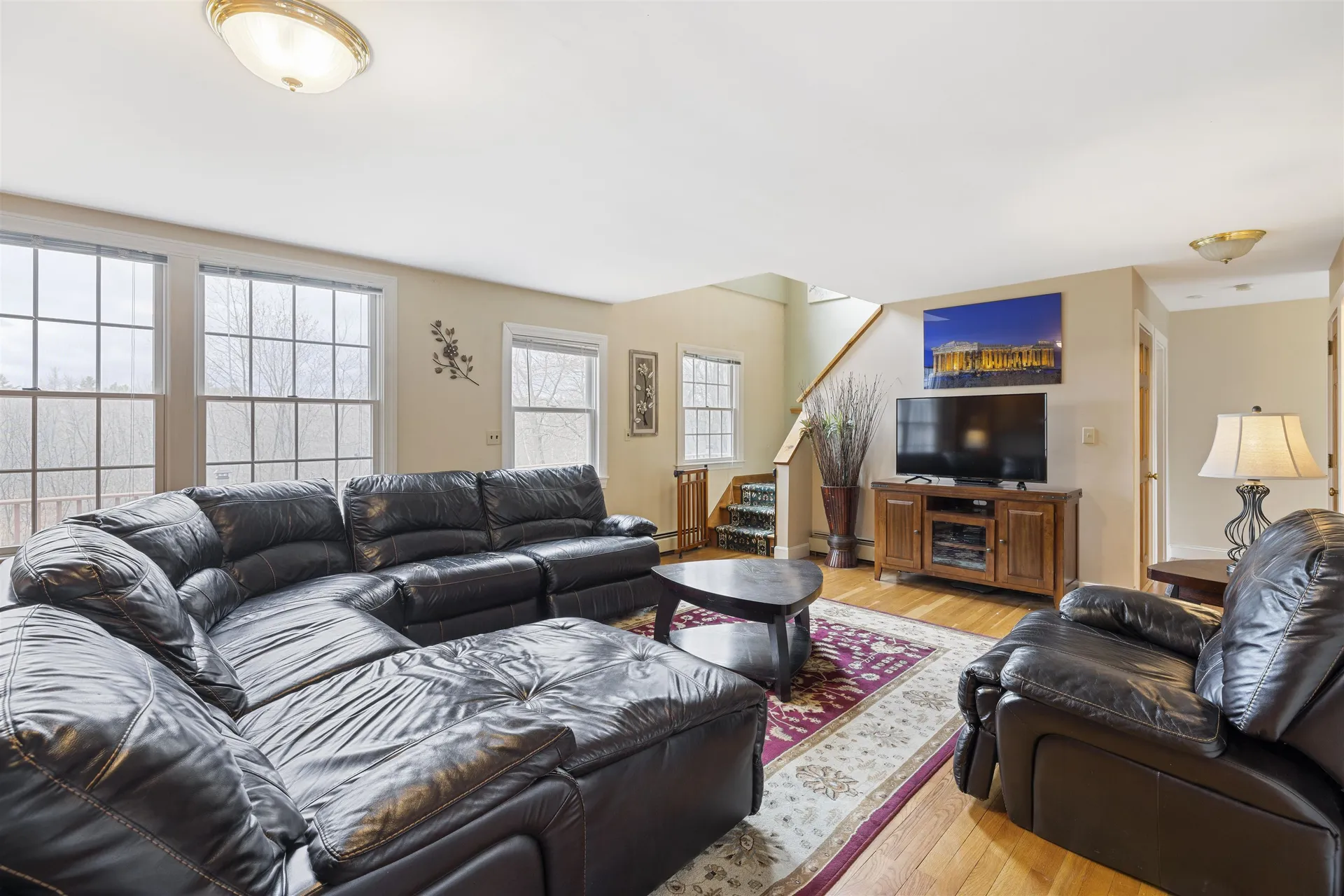 191 Pleasant Street New London NH 03257