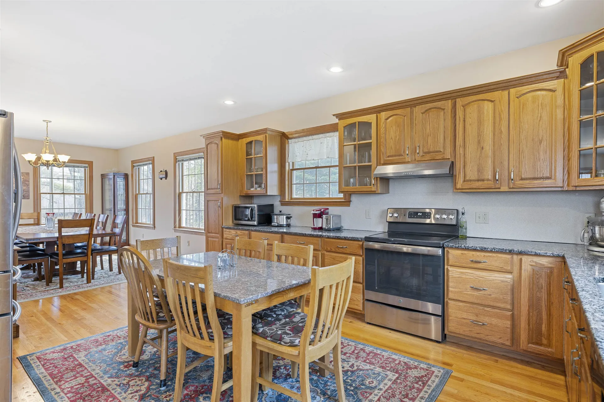 191 Pleasant Street New London NH 03257
