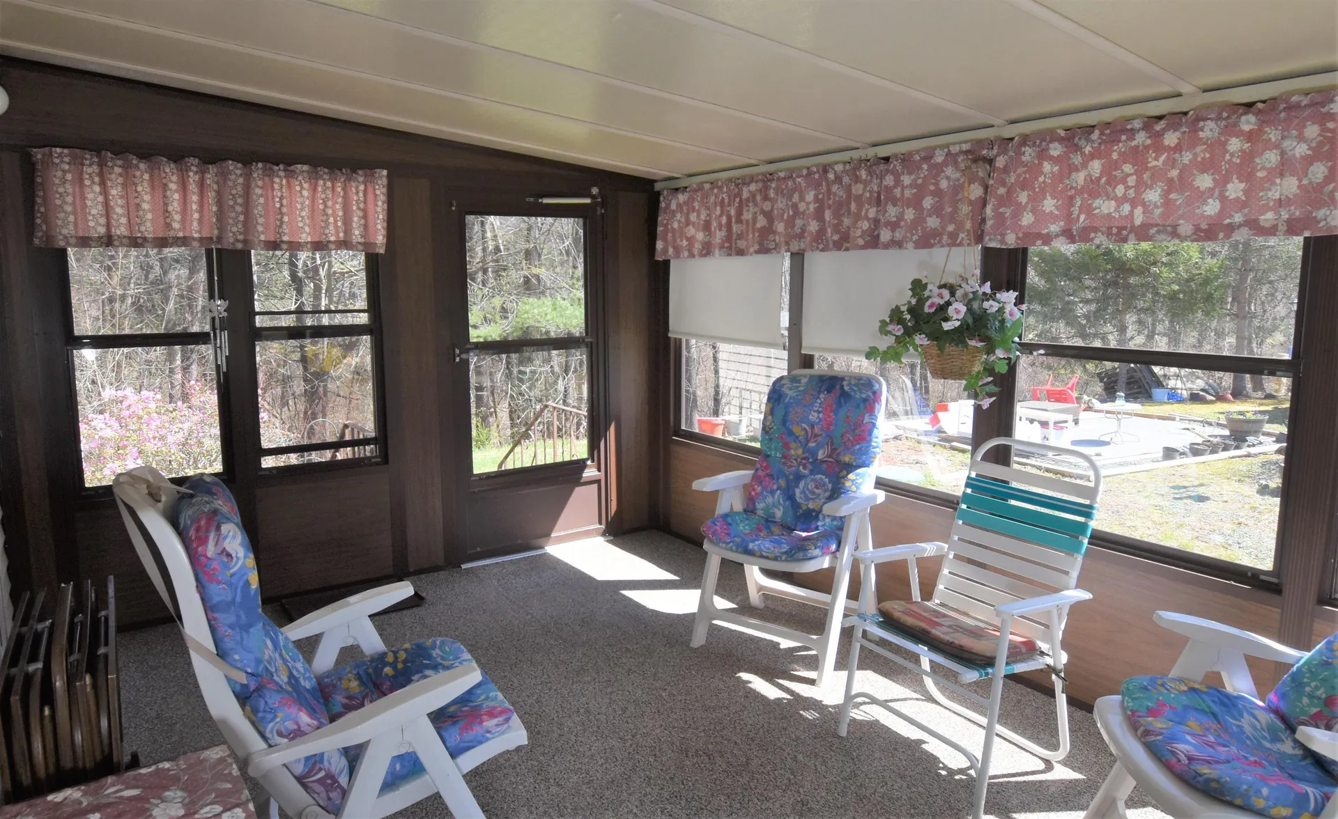 142 Daffodil Hill Lane Rochester NH 03868-8750