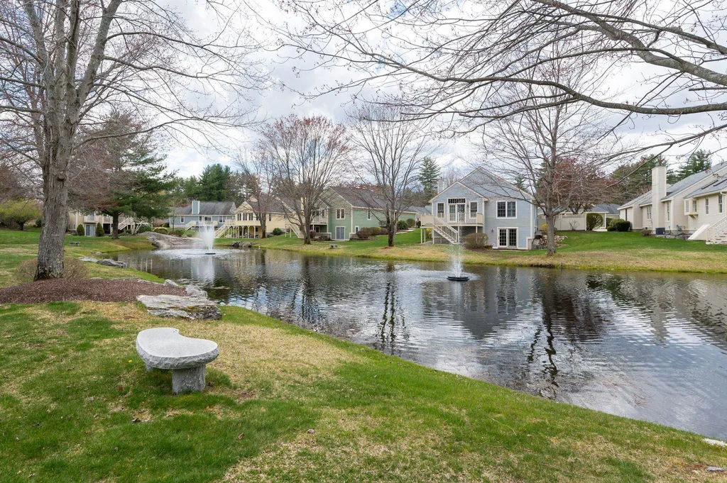 5 Gleneagle Drive Bedford NH 03110