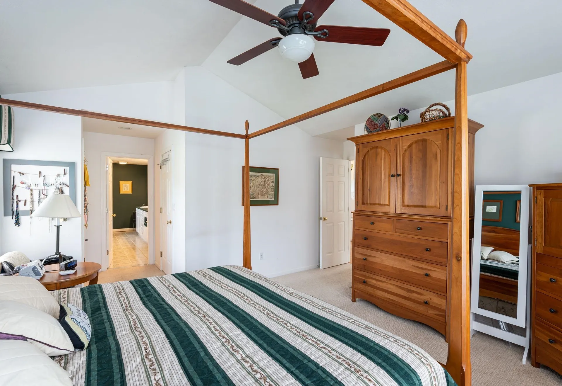 5 Gleneagle Drive Bedford NH 03110