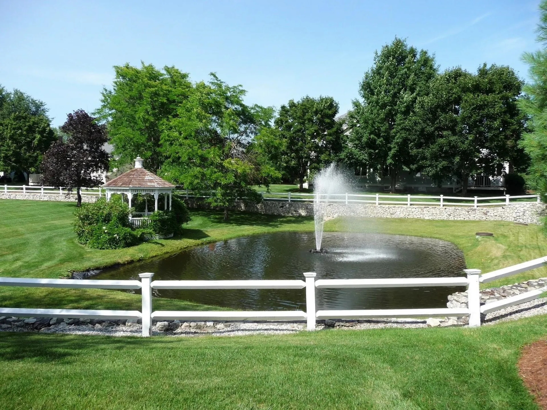 5 Gleneagle Drive Bedford NH 03110