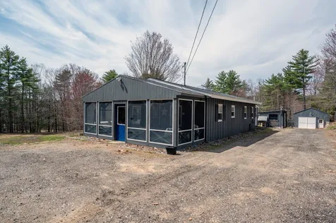 65 Ridge Farm Road Strafford NH 03884
