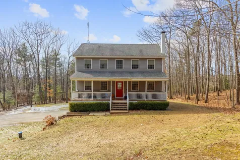 33 Gove Road Weare NH 03281