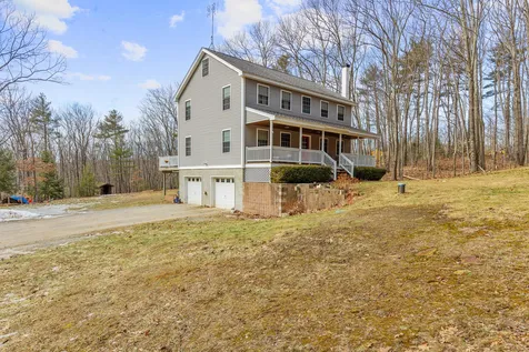 33 Gove Road Weare NH 03281