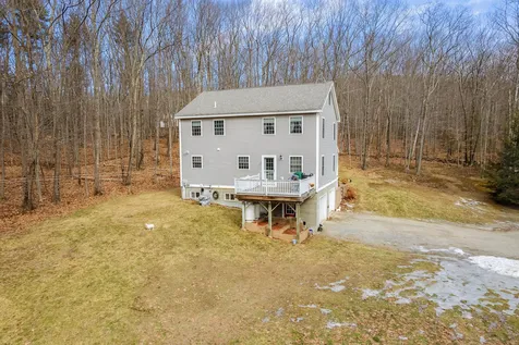33 Gove Road Weare NH 03281