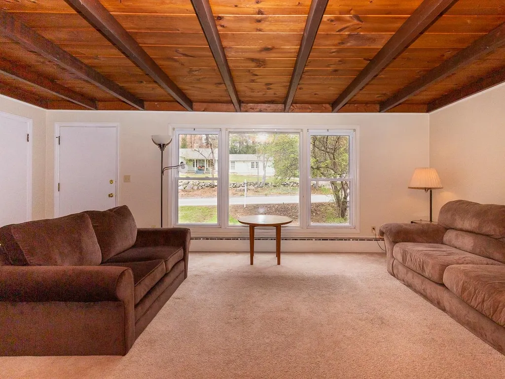 61 Mill Road Durham NH 03824