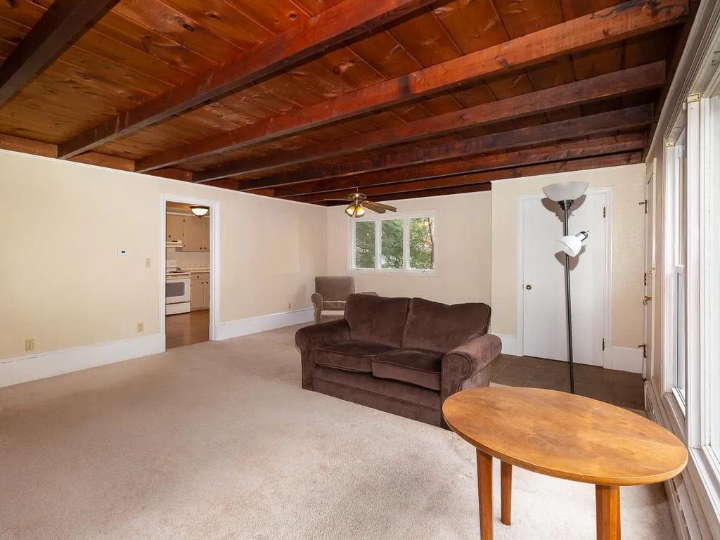61 Mill Road Durham NH 03824