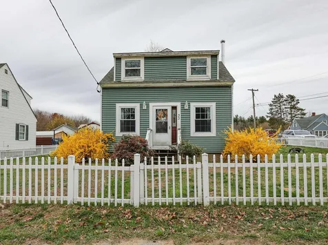 33 School Street Allenstown NH 03275