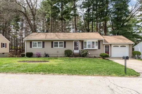 58 Raleigh Drive Nashua NH 03062