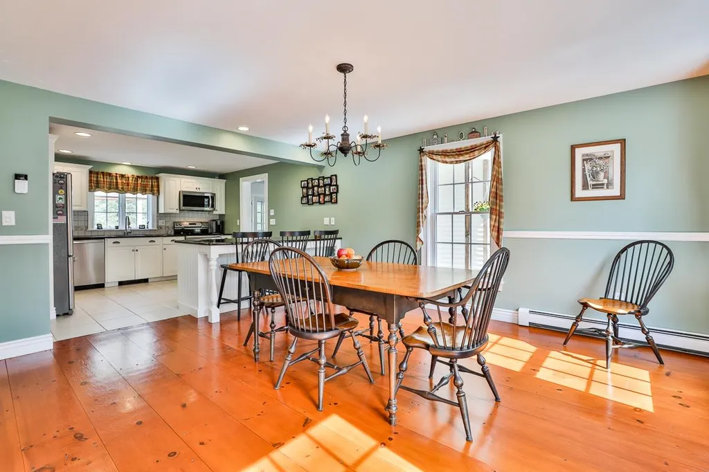 47 Sagharbor Drive Auburn NH 03032