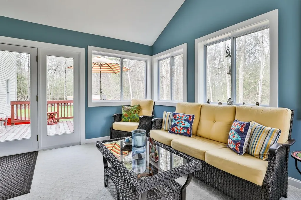 47 Sagharbor Drive Auburn NH 03032