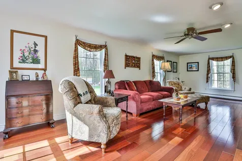 47 Sagharbor Drive Auburn NH 03032