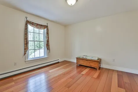 47 Sagharbor Drive Auburn NH 03032