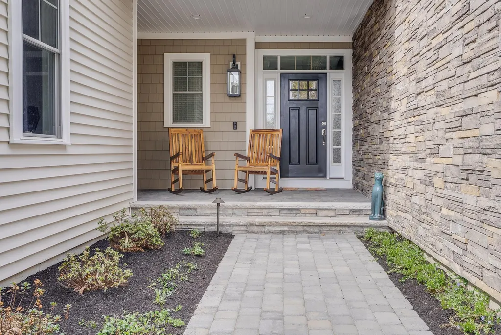 21 Academy Avenue Atkinson NH 03811