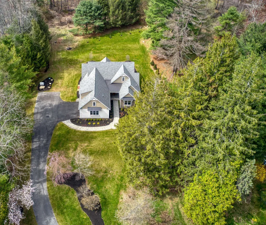 21 Academy Avenue Atkinson NH 03811