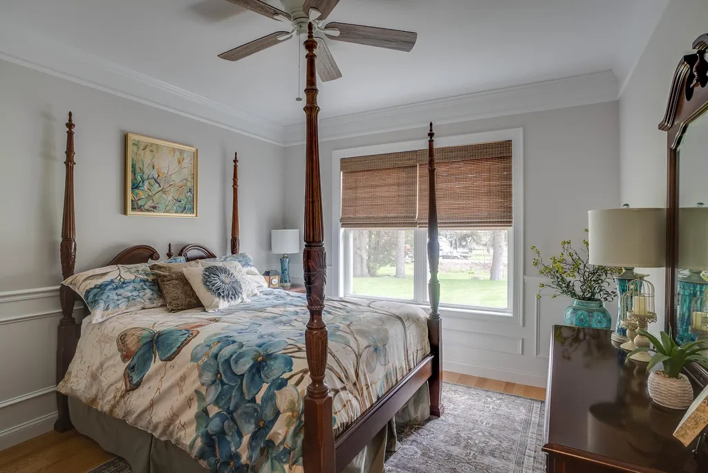 21 Academy Avenue Atkinson NH 03811