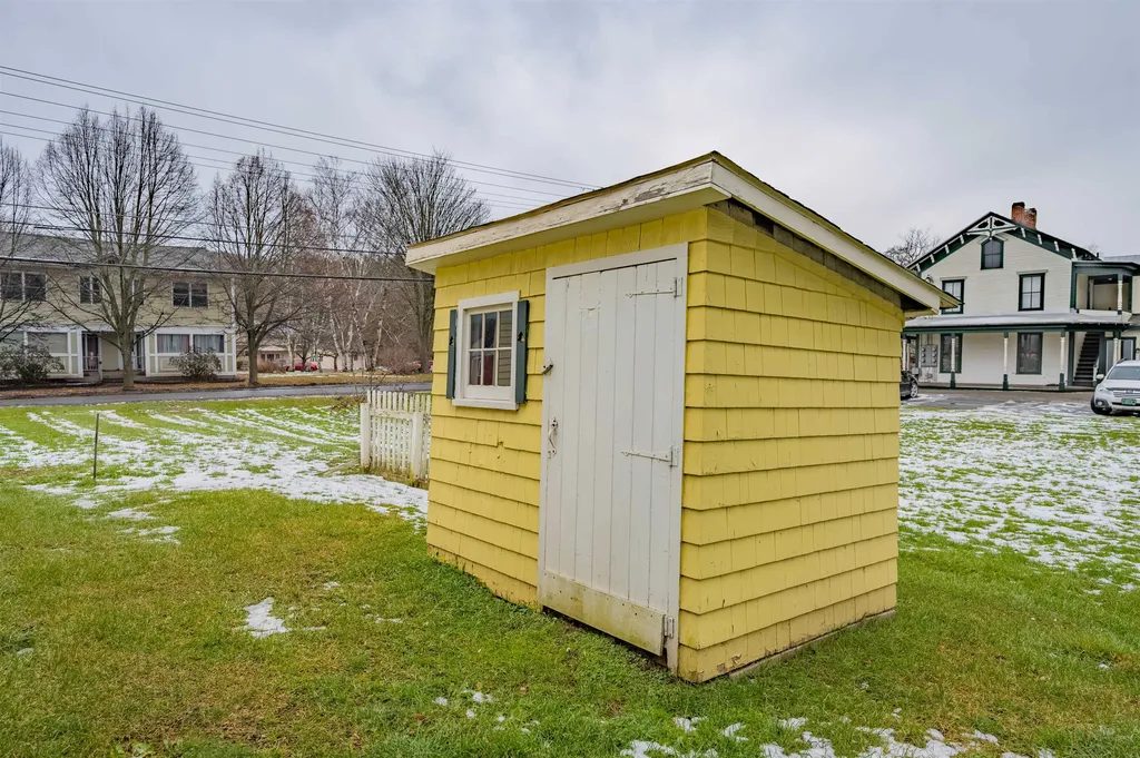 389 South Barre Road Barre Town VT 05641