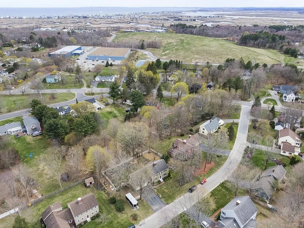 58 Edgewood Drive Hampton NH 03842