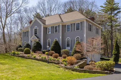 17 Rockrimmon Road North Hampton NH 03862