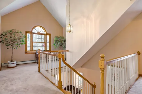 17 Rockrimmon Road North Hampton NH 03862