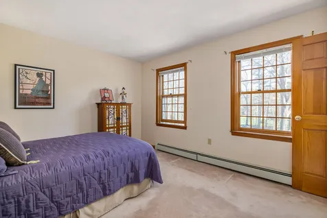 17 Rockrimmon Road North Hampton NH 03862