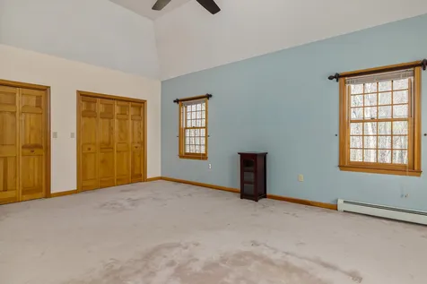 17 Rockrimmon Road North Hampton NH 03862